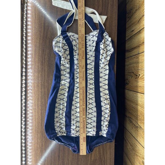 Vintage Pin-up bathing suit, 60s appeal - Picture 4 of 12
